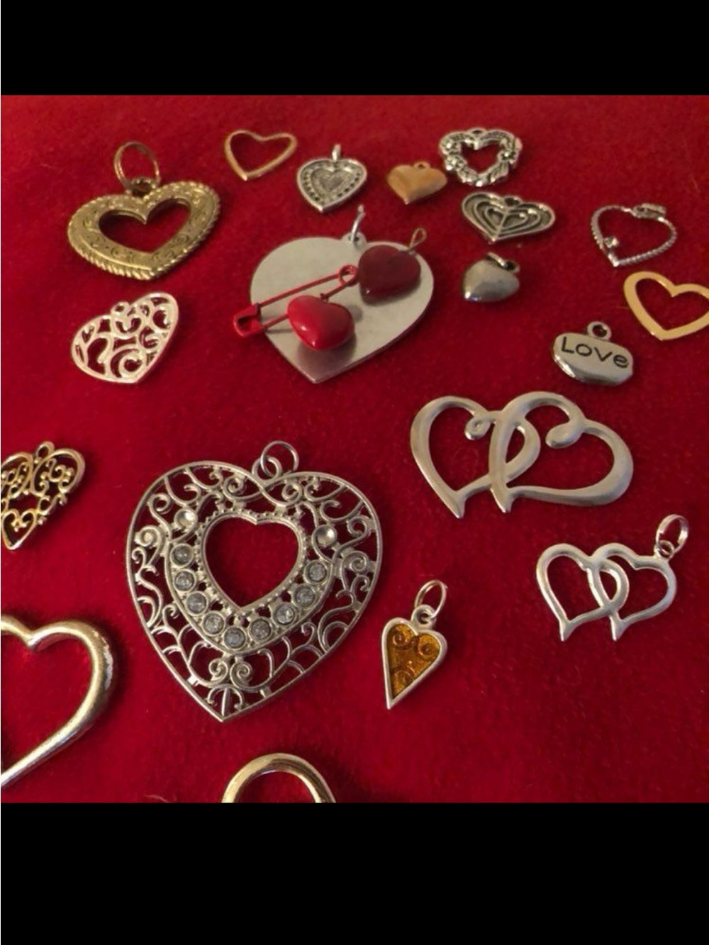 Re-Sellers Bundle of Heart Shaped Pendants 20+ pieces GUC - Picture 4 of 4